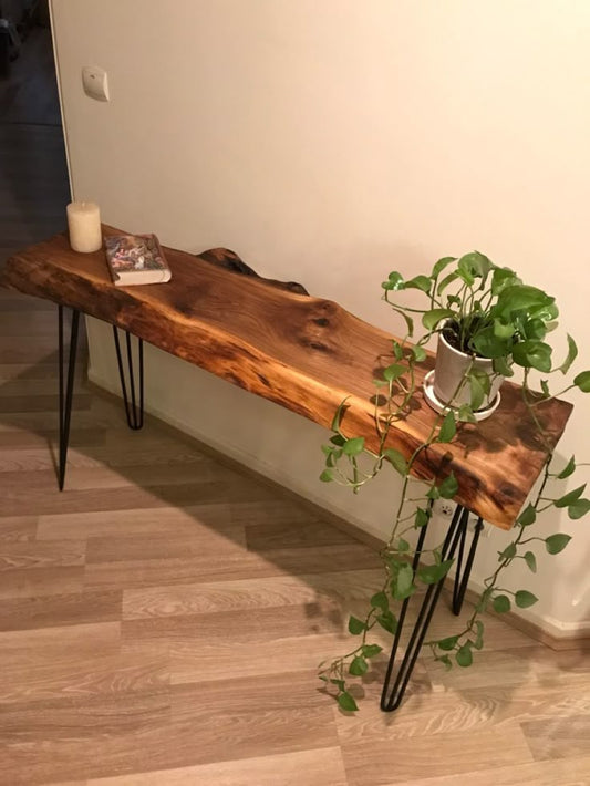 Live Edge Console